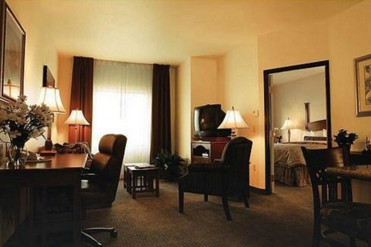 Homewood Suites By Hilton Montgomery Eastchase Room photo